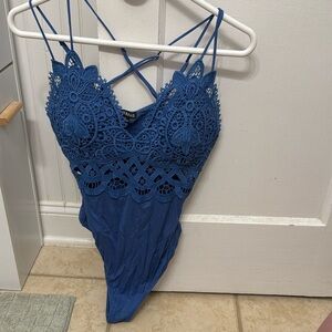 GUC Lace Blue bodysuit